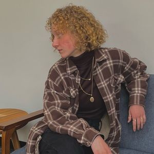 Meet your Posher, Lizzy